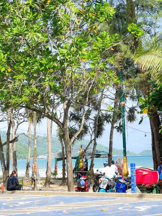 88 House Patong Hotel Bagian luar foto